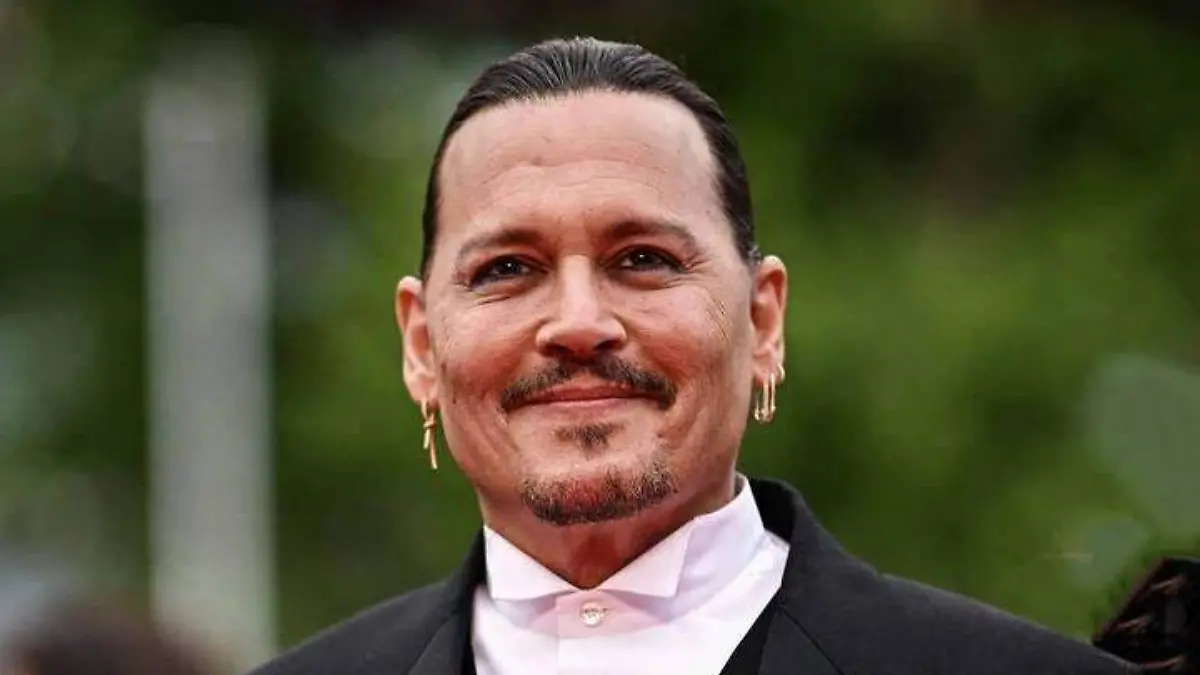 Lluvia de críticas a Johnny Depp por el estado de sus dientes